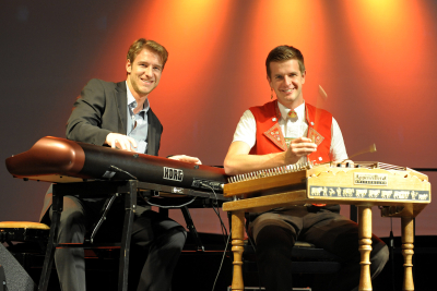 Hackbrett meets Boogie-Woogie mit Elias Bernet & Nicolas Senn